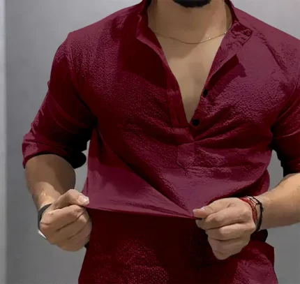 COMBRAIDED Cotton Blend Regular Fit Solids Full Sleeves Men's Casual Shirt - Maroon ( Pack of 1 )